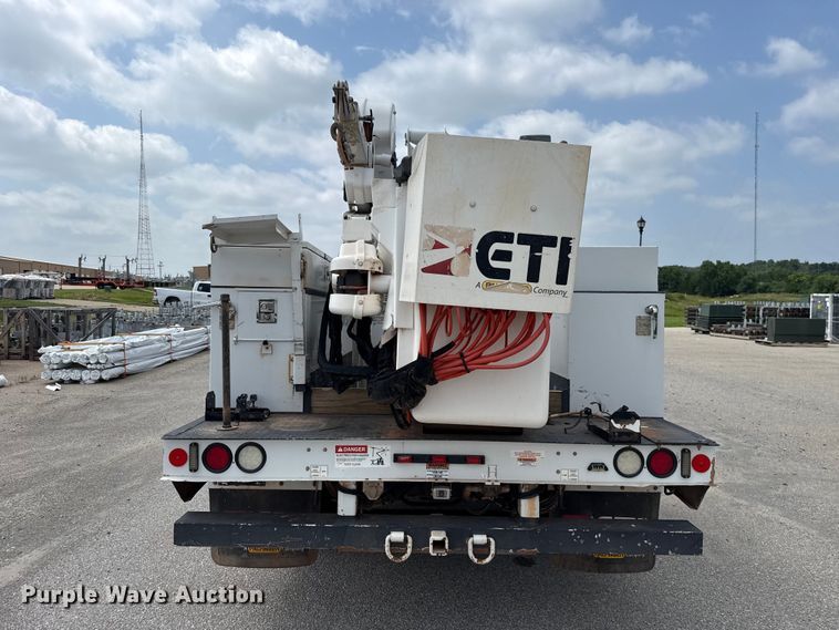 image for item ET6304 2017 Ford F550 Ext. Cab bucket truck