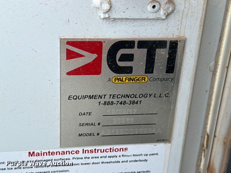 image for item ET6304 2017 Ford F550 Ext. Cab bucket truck