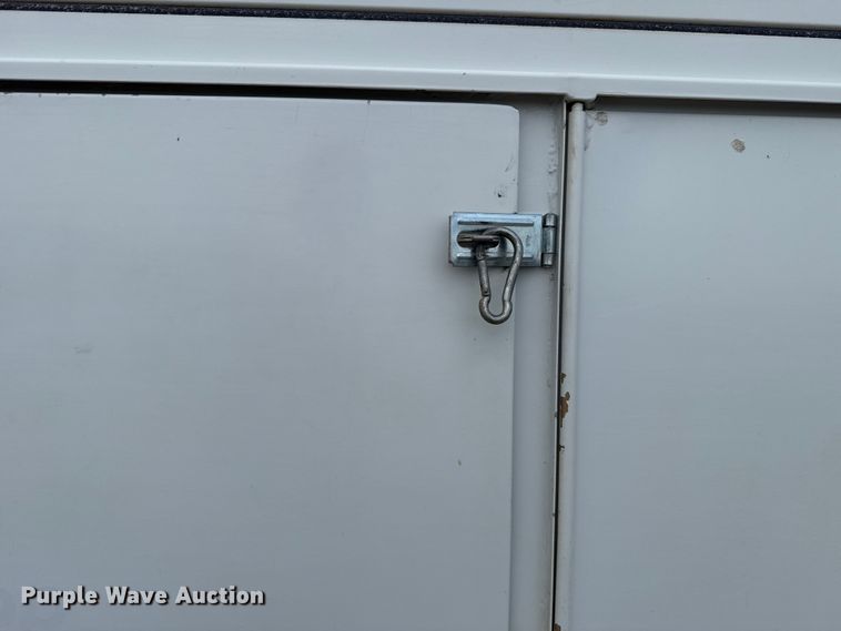 image for item ET6304 2017 Ford F550 Ext. Cab bucket truck