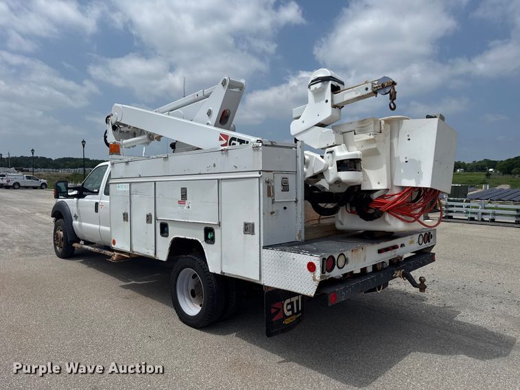 image for item ET6305 2016 Ford F550 Ext. Cab bucket truck