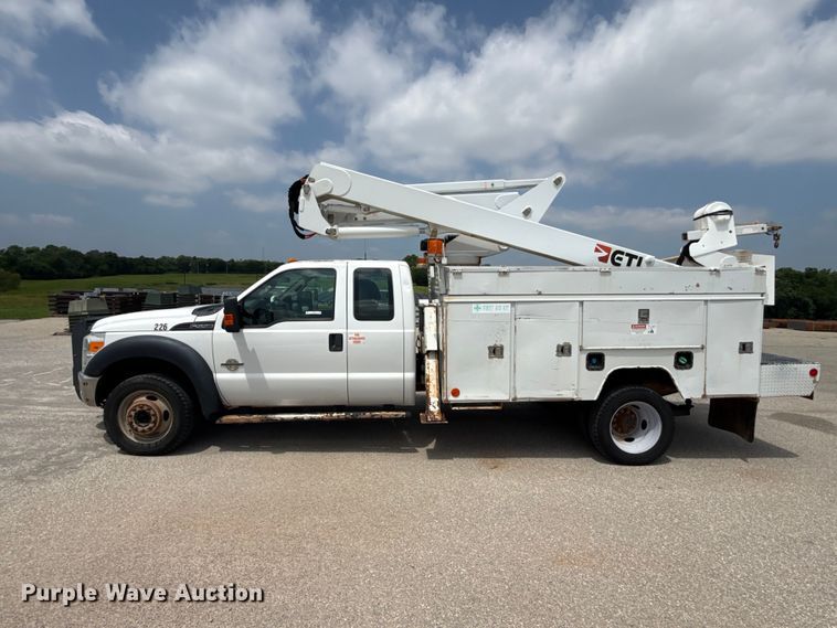 image for item ET6305 2016 Ford F550 Ext. Cab bucket truck