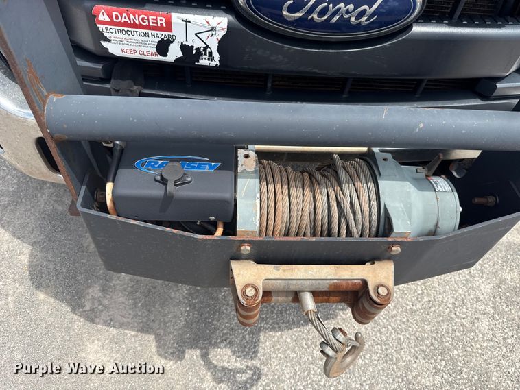 image for item ET6305 2016 Ford F550 Ext. Cab bucket truck