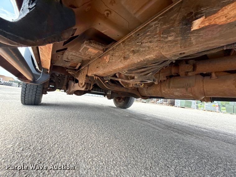 image for item ET6305 2016 Ford F550 Ext. Cab bucket truck