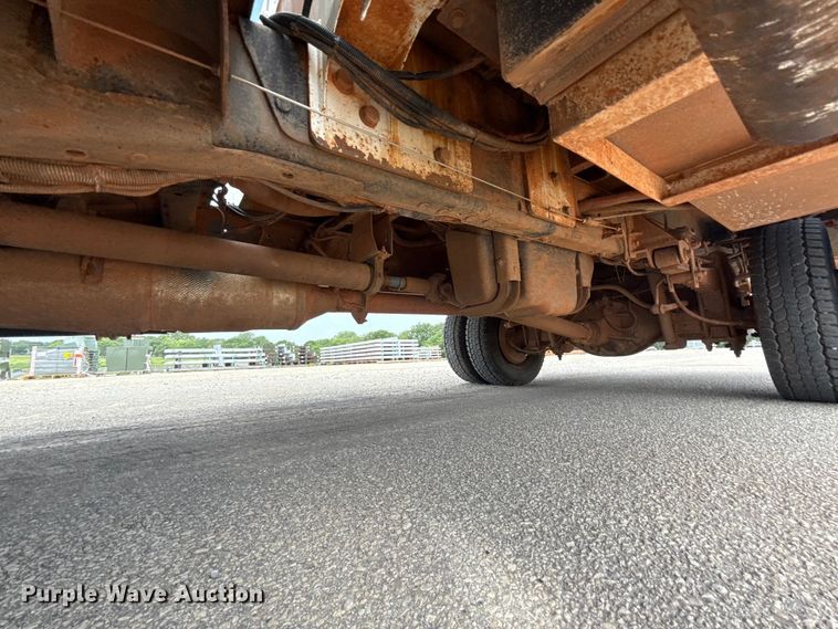 image for item ET6305 2016 Ford F550 Ext. Cab bucket truck