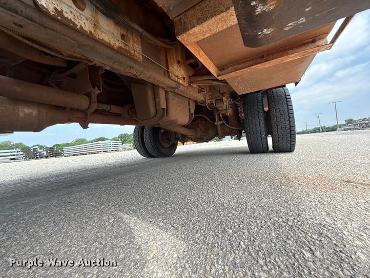 image for item ET6305 2016 Ford F550 Ext. Cab bucket truck