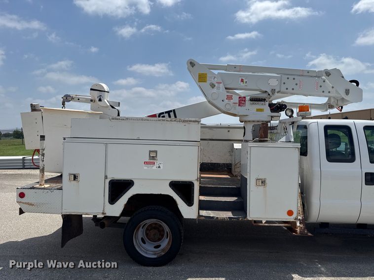 image for item ET6305 2016 Ford F550 Ext. Cab bucket truck