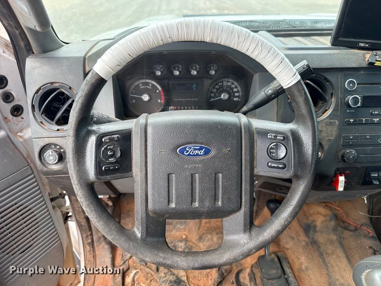 image for item ET6305 2016 Ford F550 Ext. Cab bucket truck