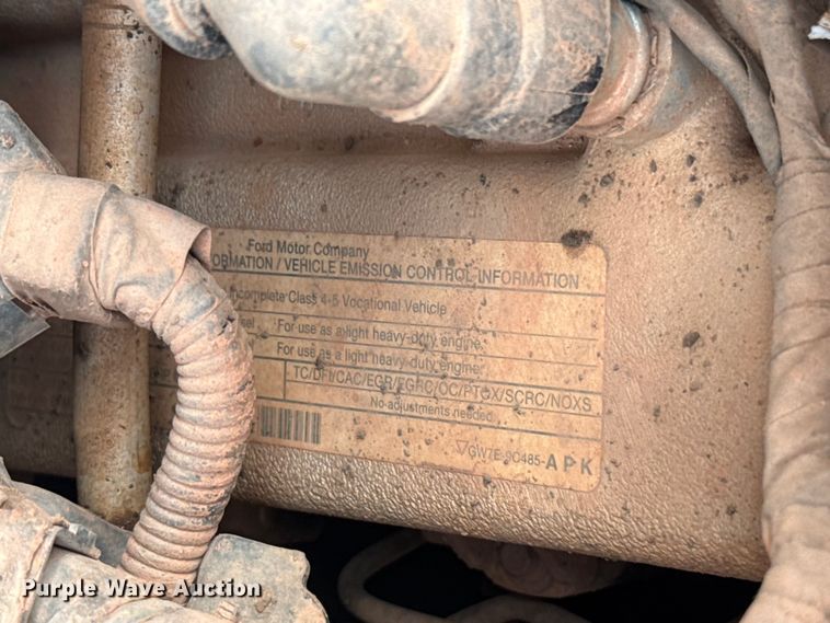 image for item ET6305 2016 Ford F550 Ext. Cab bucket truck
