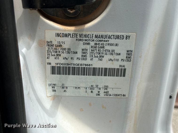 image for item ET6305 2016 Ford F550 Ext. Cab bucket truck