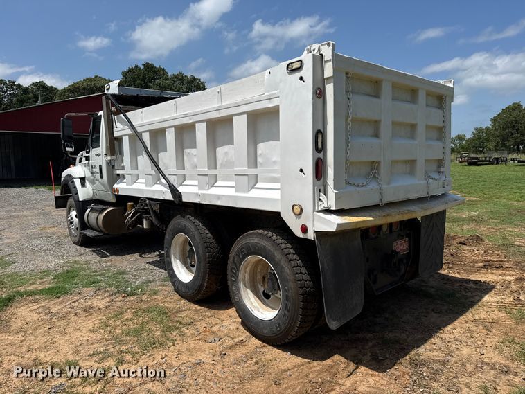 image for item ET6308 2012 International 7600  dump truck