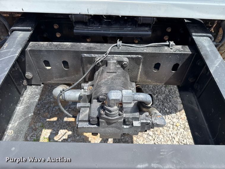 image for item ET6308 2012 International 7600  dump truck
