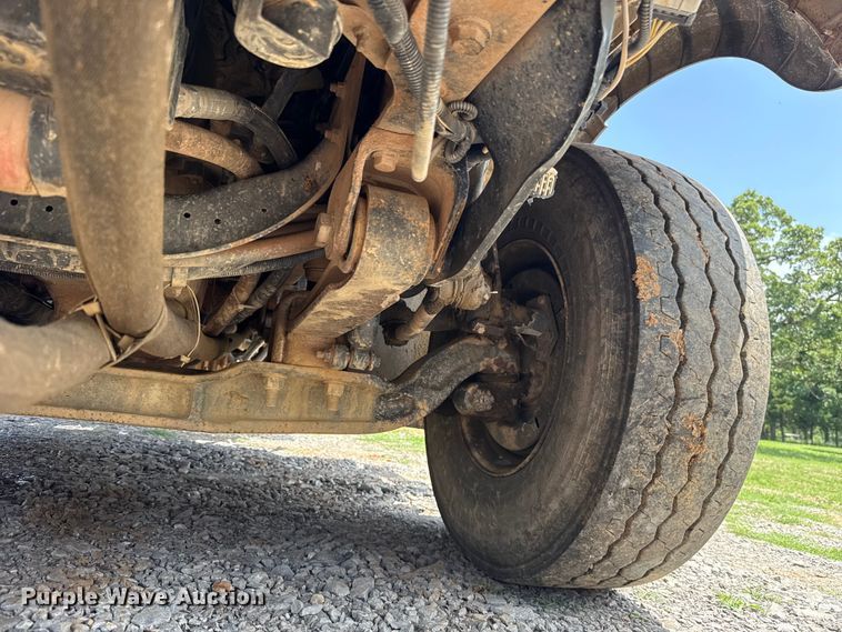 image for item ET6308 2012 International 7600  dump truck