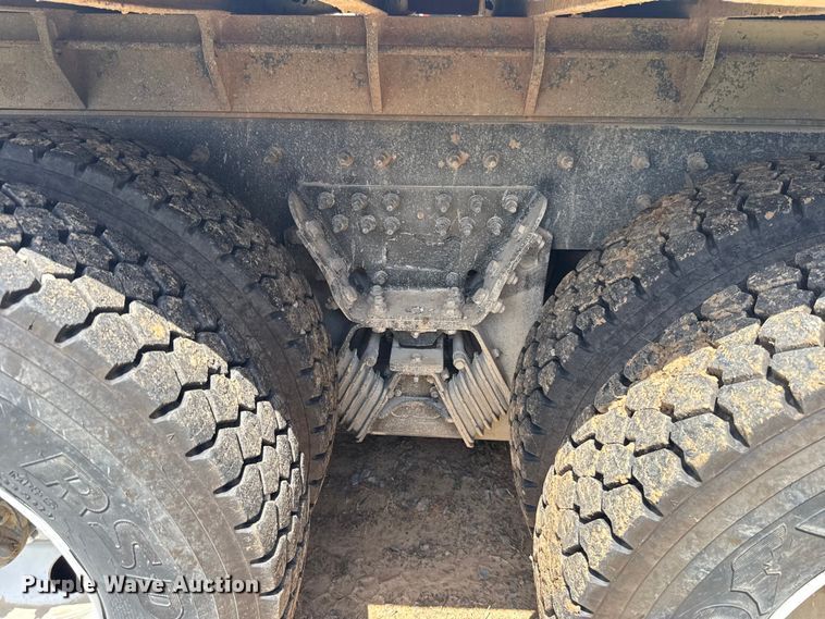 image for item ET6308 2012 International 7600  dump truck
