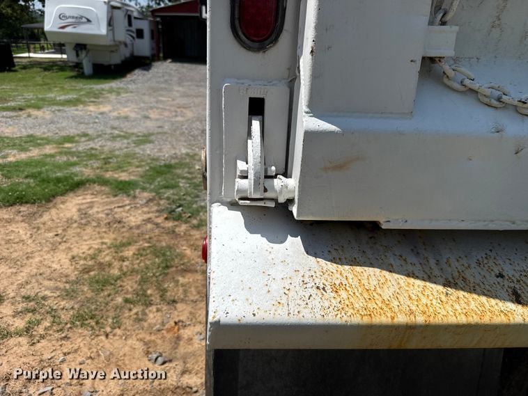 image for item ET6308 2012 International 7600  dump truck