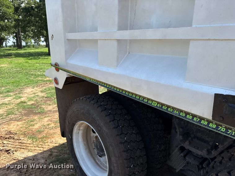 image for item ET6308 2012 International 7600  dump truck