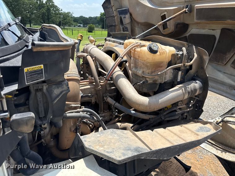 image for item ET6308 2012 International 7600  dump truck