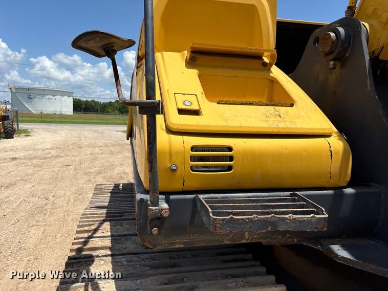 image for item EU0635 2013 Kobelco SK210LC excavator