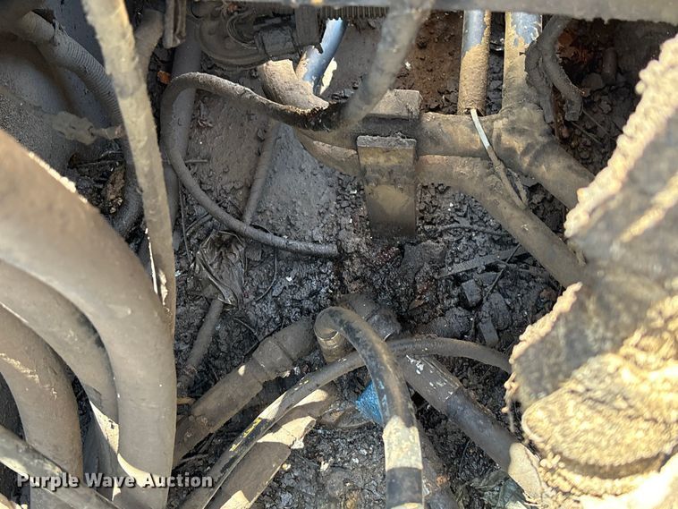 image for item EU0635 2013 Kobelco SK210LC excavator