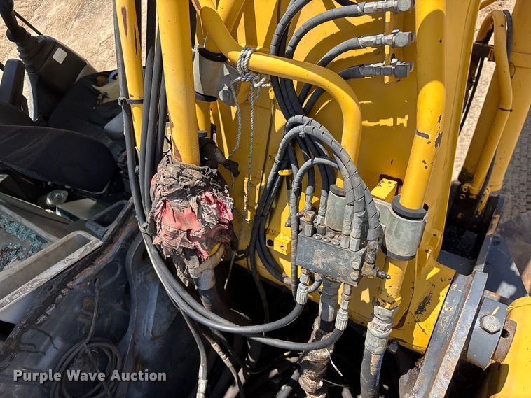 image for item EU0635 2013 Kobelco SK210LC excavator