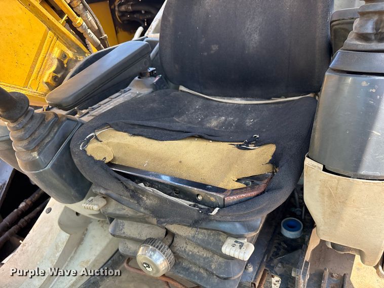 image for item EU0635 2013 Kobelco SK210LC excavator