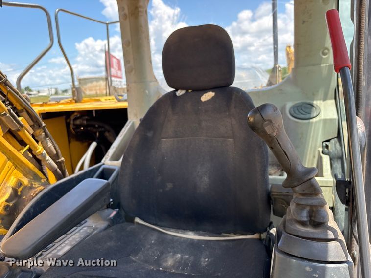 image for item EU0635 2013 Kobelco SK210LC excavator