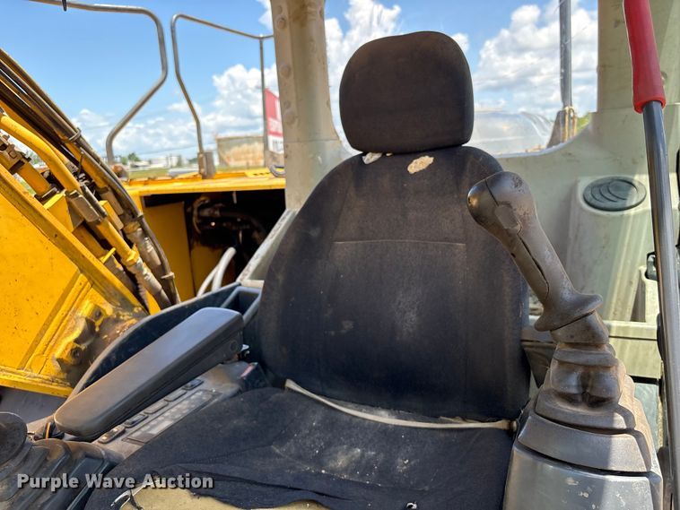 image for item EU0635 2013 Kobelco SK210LC excavator