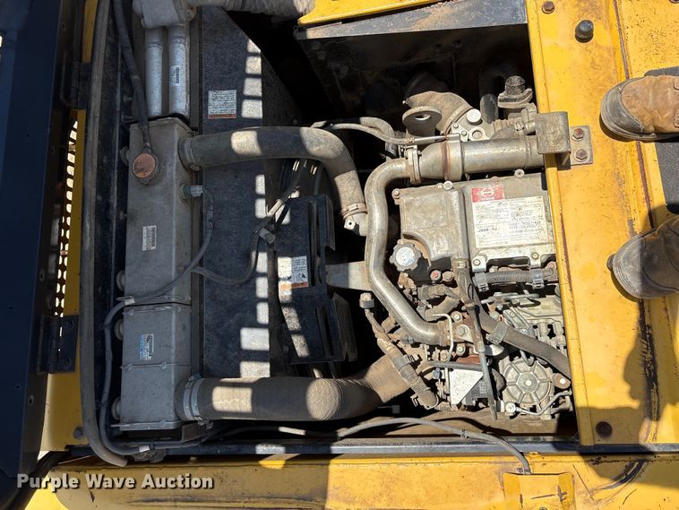 image for item EU0635 2013 Kobelco SK210LC excavator