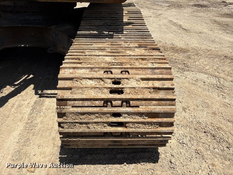 image for item EU0635 2013 Kobelco SK210LC excavator
