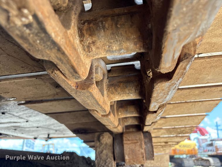 image for item EU0635 2013 Kobelco SK210LC excavator