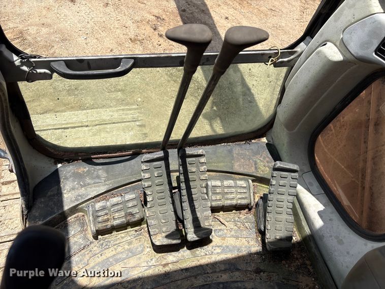 image for item EU0636 2008 Link Belt 330LX excavator