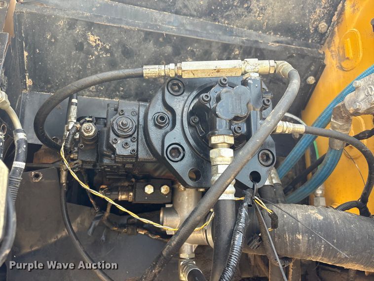 image for item EU0637 2014 Kobelco SK350LC excavator