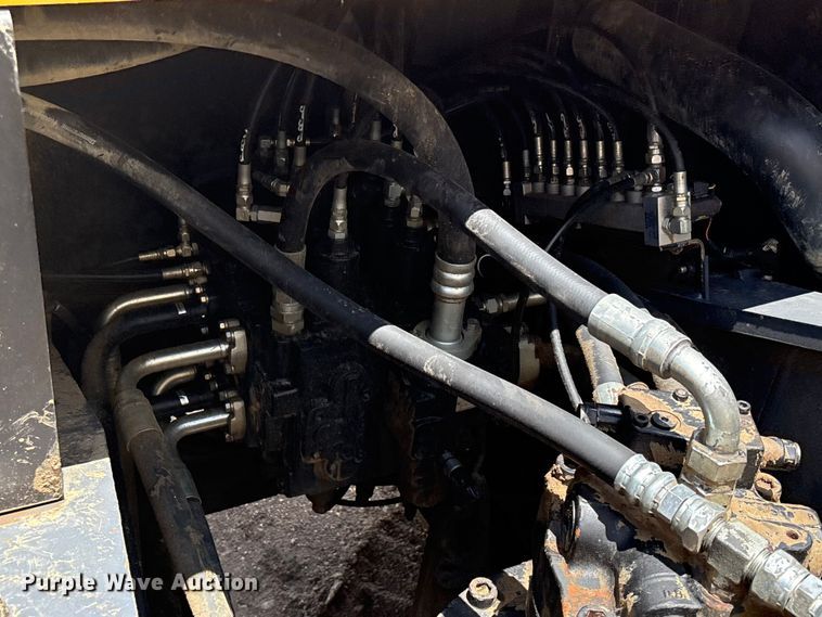 image for item EU0637 2014 Kobelco SK350LC excavator