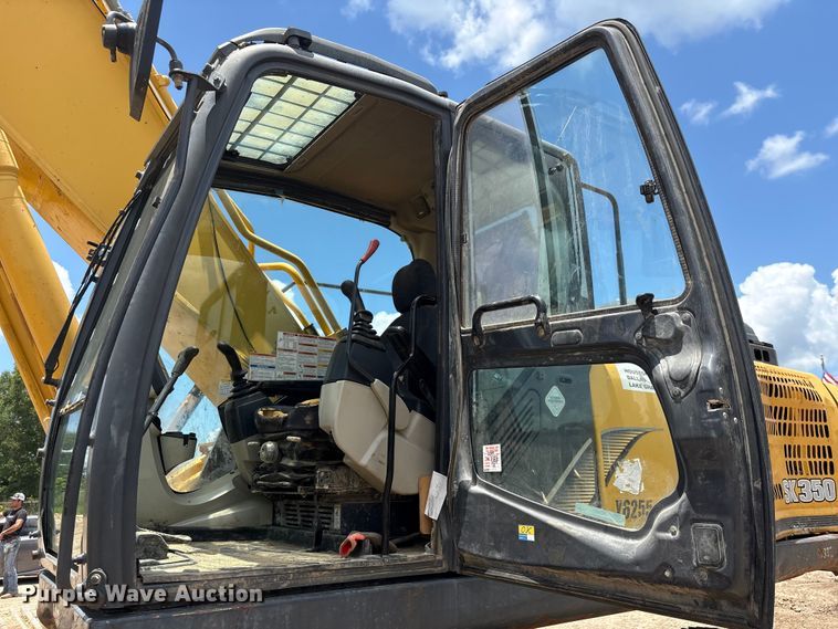 image for item EU0637 2014 Kobelco SK350LC excavator
