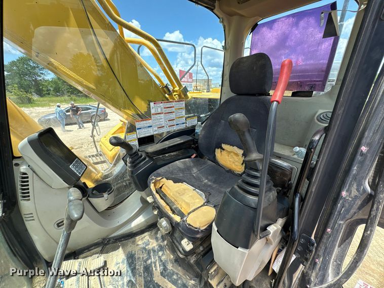 image for item EU0637 2014 Kobelco SK350LC excavator
