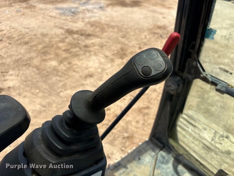 image for item EU0637 2014 Kobelco SK350LC excavator