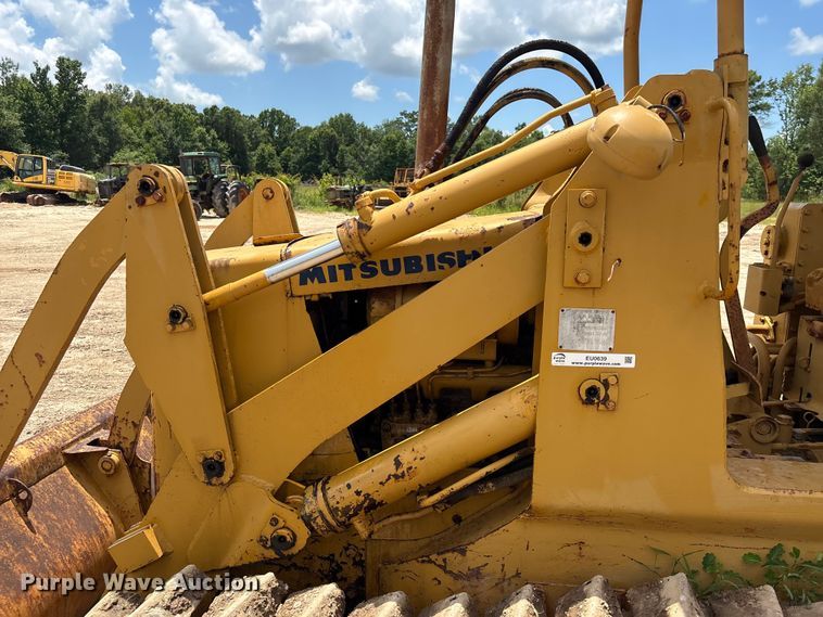image for item EU0639 Mitsubishi BS3F track loader