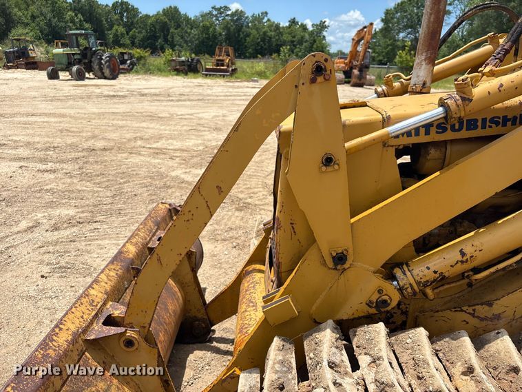 image for item EU0639 Mitsubishi BS3F track loader