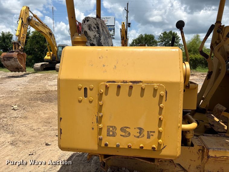 image for item EU0639 Mitsubishi BS3F track loader