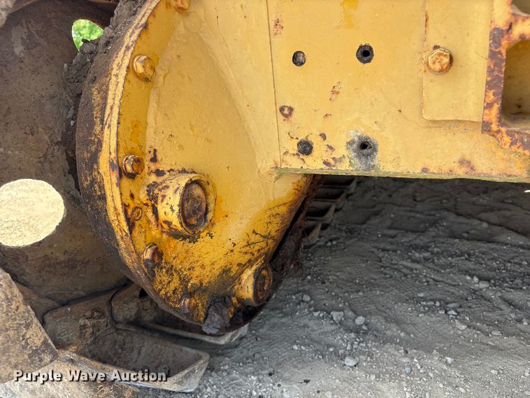 image for item EU0639 Mitsubishi BS3F track loader