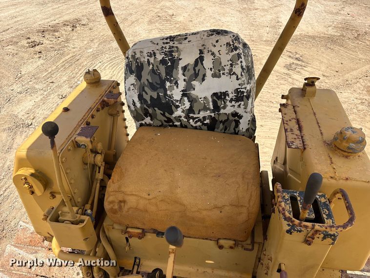 image for item EU0639 Mitsubishi BS3F track loader