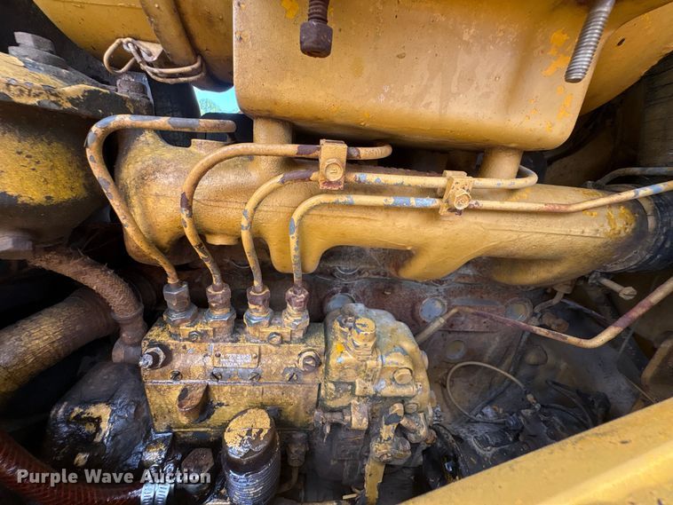 image for item EU0639 Mitsubishi BS3F track loader