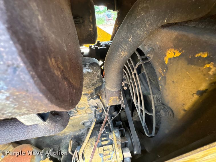 image for item EU0639 Mitsubishi BS3F track loader