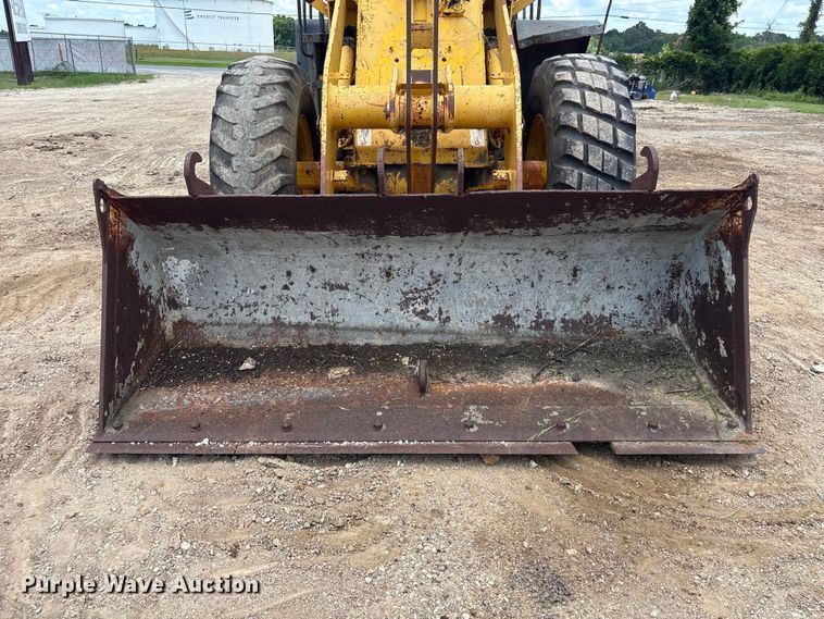 image for item EU0640 1998 Komatsu WA120-3L wheel loader
