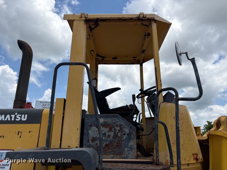 image for item EU0640 1998 Komatsu WA120-3L wheel loader