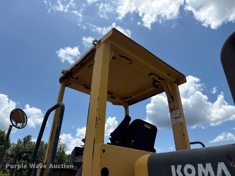 image for item EU0640 1998 Komatsu WA120-3L wheel loader