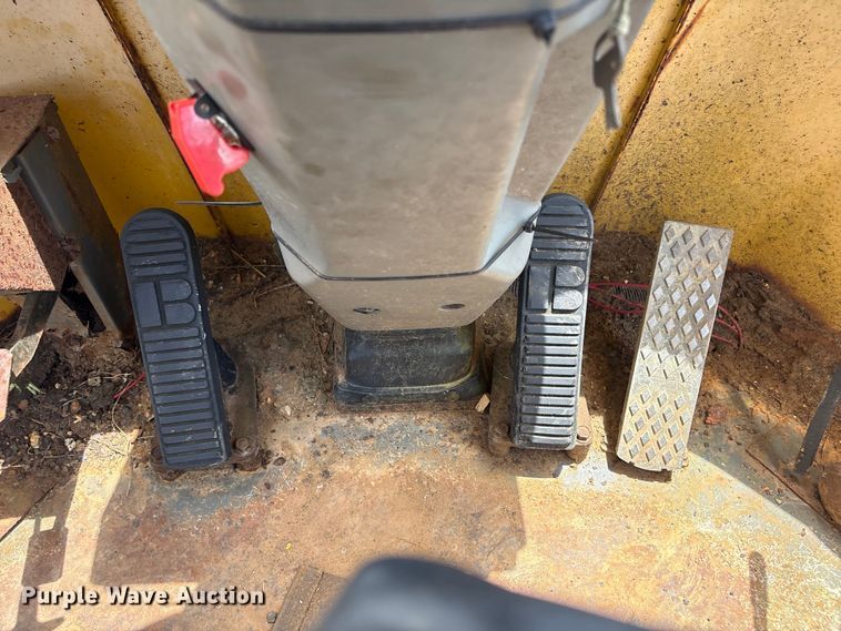 image for item EU0640 1998 Komatsu WA120-3L wheel loader