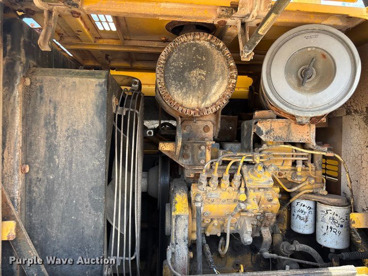 image for item EU0640 1998 Komatsu WA120-3L wheel loader