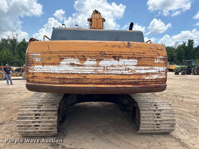 image for item EU0641 2006 Case CX240 excavator