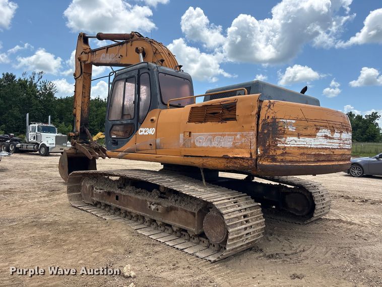 image for item EU0641 2006 Case CX240 excavator