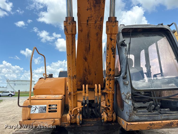 image for item EU0641 2006 Case CX240 excavator